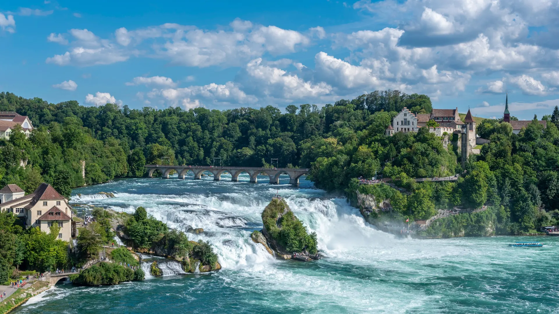 Der Rheinfall bei Neuhausen mit Schloss Laufen